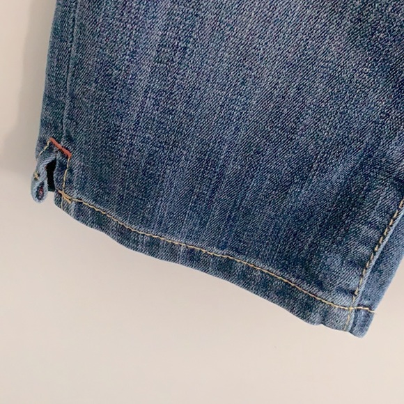 Seven7 Capris Jeans - Picture 4 of 4